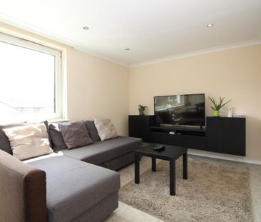 4 bedroom house to rent - Photo 1