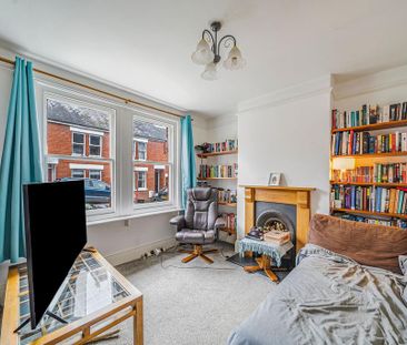 2 bedroom terraced house to rent - Photo 2