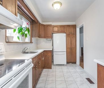 For Lease - 80 Tansley Avenue Unit# MAIN FLOOR, Toronto, Ontario - Photo 2