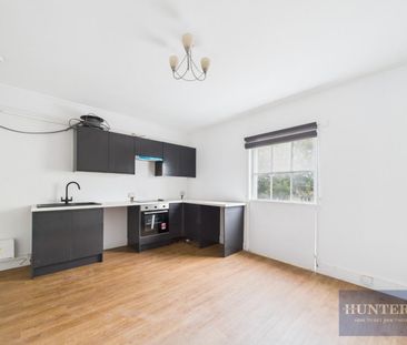 1 bedroom Flat To Let - Photo 1