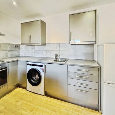 1 bedroom apartment to rent - Photo 3