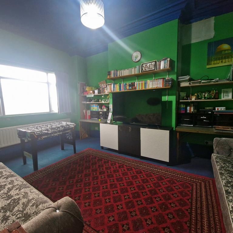 5 bedroom house to rent - Photo 1