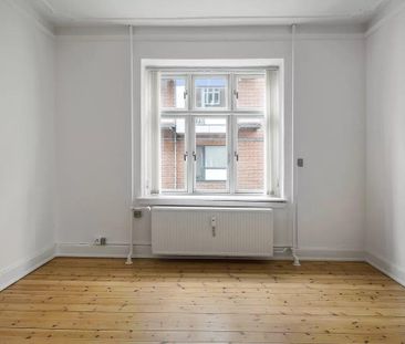 <b>SKØN 2-VÆRELSES LEJLIGHED I AALBORG VESTBY</b><br> - Foto 1