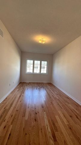 For Lease - 10 Hayrake Street, Brampton, Ontario - Photo 5