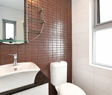 Modern Tri-Level Home in Prime Inner-West Location - Photo 6