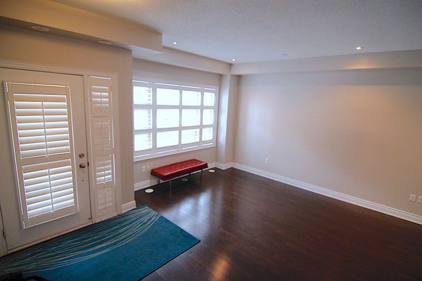 For Lease - 2460 Prince Michael Drive Unit# 27, Oakville, Ontario - Photo 1