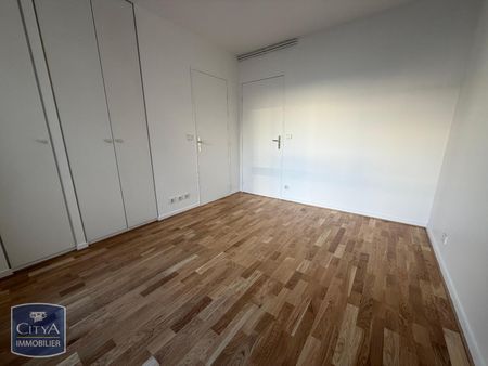 Location Appartement 4 pièces 77m² LEVALLOIS PERRET 92300 - Photo 4
