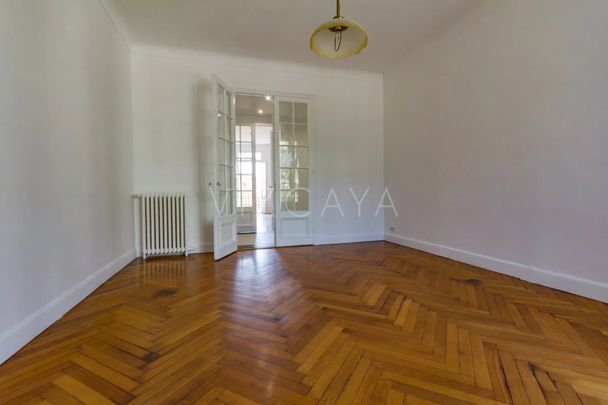 Location Appartement 5 pièces 130m² NICE 06300 - Photo 1