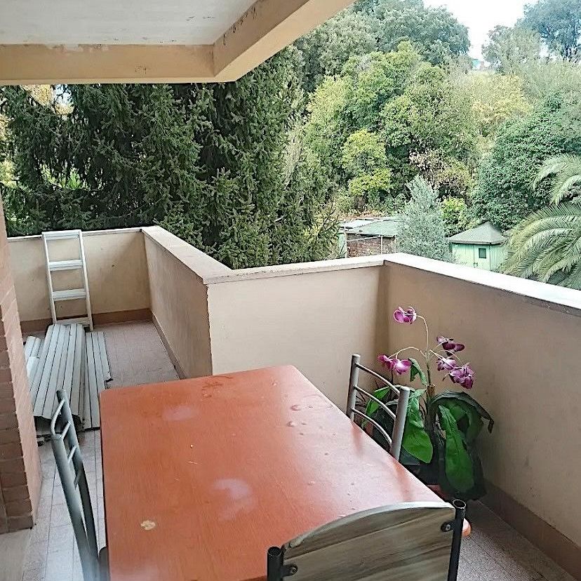 MONTE MARIO TRILOCALE NON ARREDATO Con TERRAZZO - Foto 1