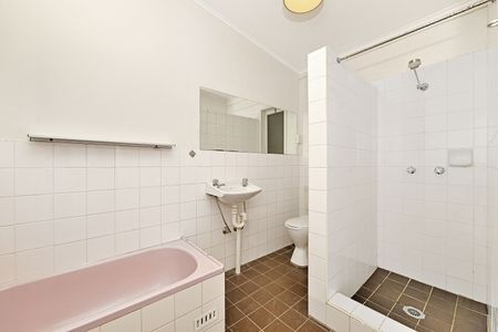Home For Rent - Photo 4