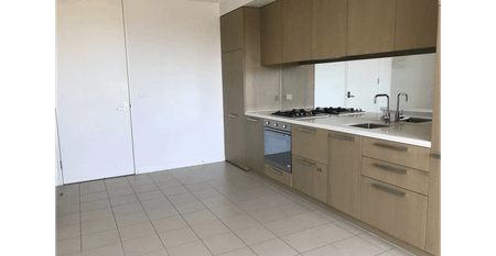 Modern One-Bedroom Apartment in Prime North Melbourne Location - Photo 5