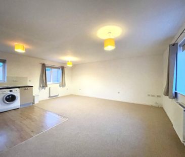 Meadow Lane, Cranbrook - Photo 1
