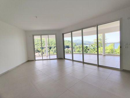 Location appartement 3 pièces, 89.22m², Les Trois-Îlets - Photo 3