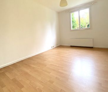 Location Maison 7 pièces 180m² - Photo 4