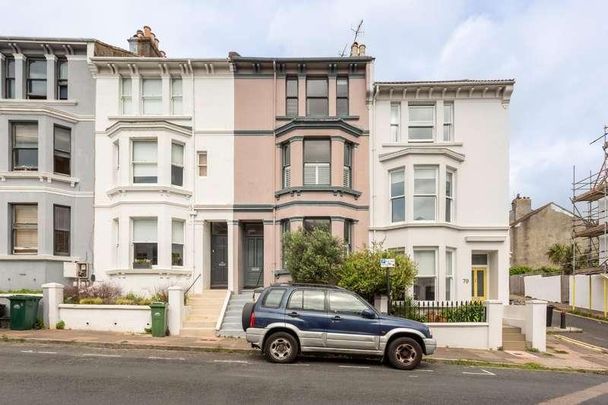 Roundhill Crescent, Brighton, BN2 - Photo 1