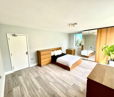 Room in a Shared Flat, Dinerman Court, NW8 - Photo 2