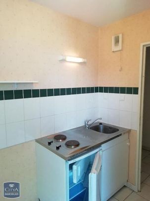 Location Appartement 1 pièce 38m² BLOIS 41000 - Photo 1
