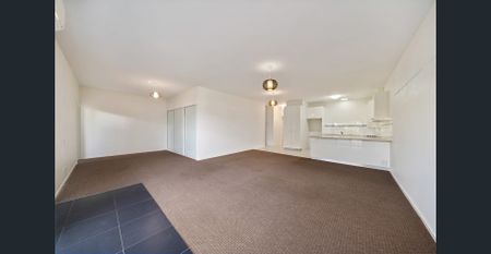 Private, Neat and Tidy Two Bedroom Unit - Photo 2