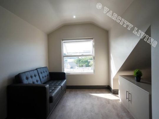 Studio 302, 259 High Street - Photo 1