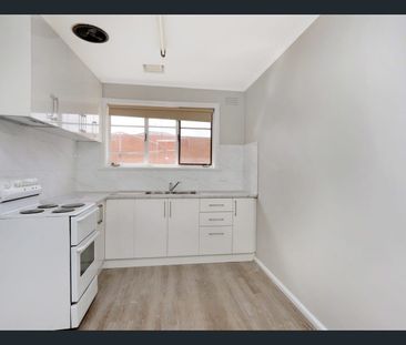 3.31 Conrad st - Convenience & Comfort - Photo 6