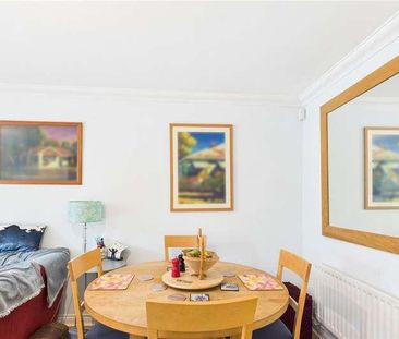 Fawcett Close, London, SW16 - Photo 2