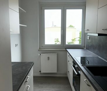 Familienwohnung mit Einbauküche und Balkon - Foto 6