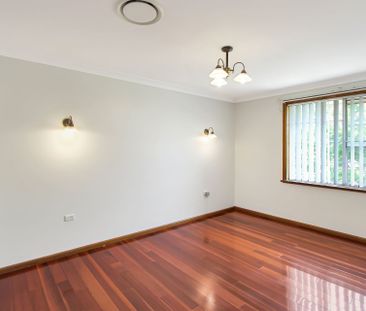 Oversized Four-Bedroom House in Prinme location - Photo 3