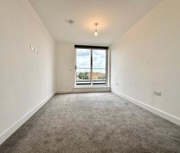 2 bedroom penthouse to rent - Photo 5