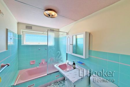 Ultra-Convenient Location - Photo 5