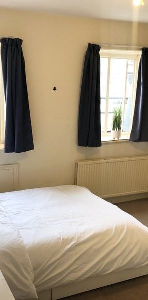 Studio Flat, Lancaster Gate, W2 - Photo 1