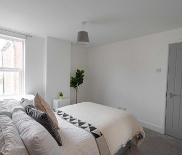 7 bedroom terraced house to rent - Photo 5