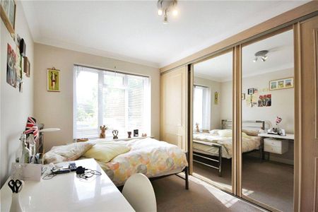 4 bedroom detached house to rent - Photo 4