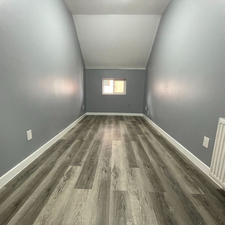 For Lease - 49 Madison Avenue Unit# Main, Kitchener, Ontario - Photo 1