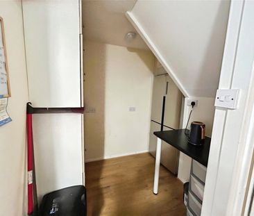 1 bedroom house to rent Steeplehall, Basildon, Essex, SS13 - Photo 3