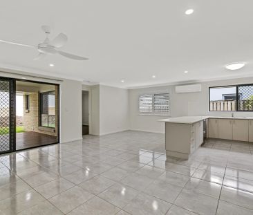 Beautifully Renovated 4-Bedroom Home in Central Maroochydore - Photo 1