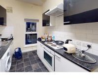 207 Flat 3 Belle Vue Road, Leeds, LS3 1HG - Photo 3