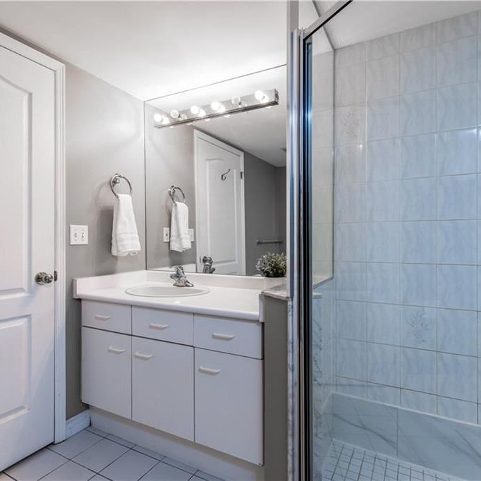 For Lease - 1276 Maple Crossing Boulevard Unit# 909, Burlington, Ontario - Photo 1