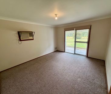 Charming Country Cottage with Acreage - Photo 3