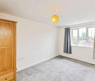 Ruskin, Henley Road, Caversham, Reading, RG4 - Photo 1