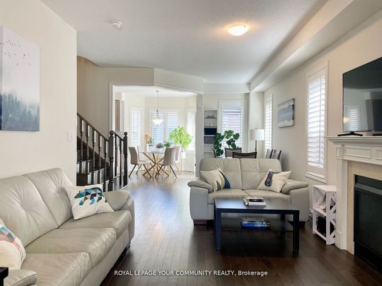 For Lease - 101 Thornbush Boulevard, Brampton, Ontario - Photo 1