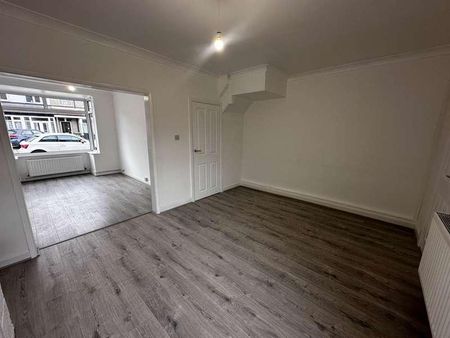 Clifton Road, Grimsby, DN34 - Photo 5