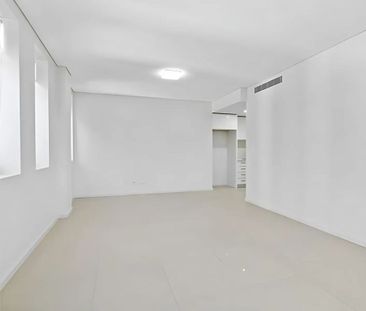 603/110 Hunter Street, Newcastle - Photo 4