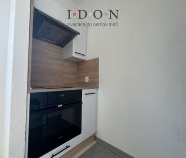 Pronájem bytu 1+kk 22 m² - Photo 1