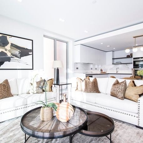 Three Bedroom Two Bathrooms Apartment To Let Edgware Road Paddington W2 - Photo 1