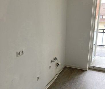 Mitten drin, Neuwertige-3-Zimmer-Wohnung! - Foto 5