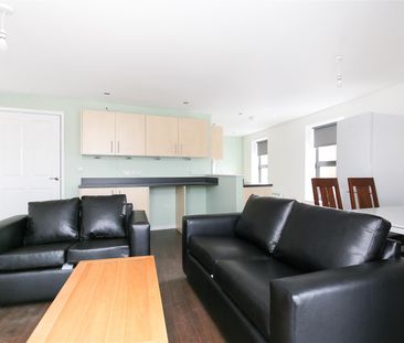 3 bed apartment to rent in Warton Terrace, Newcastle Upon Tyne, NE6 - Photo 4