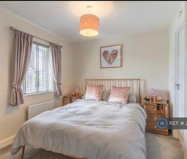 4 bedroom detached house to rent - Photo 5