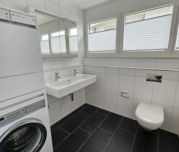 Helle und moderne 4½-Zimmer-Wohnung an zentraler Lage - Foto 5