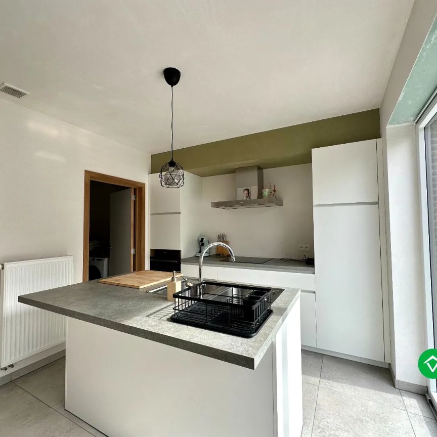 Moderne en lichtrijke nieuwbouwwoning met drie slaapkamers te Handzame (Kortemark) - Photo 1