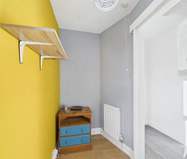 2 bedroom terraced house to rent - Photo 6